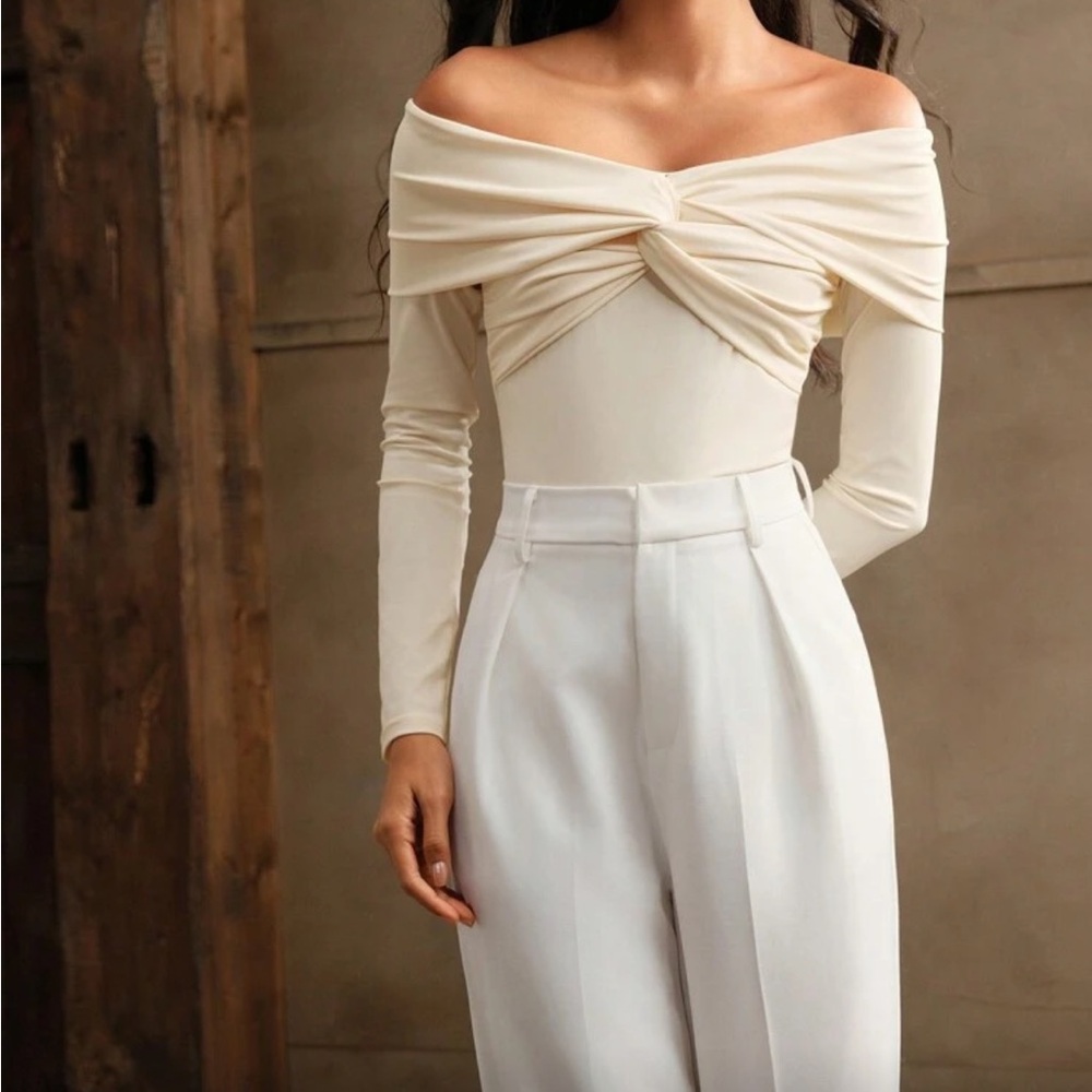 Anewsta Premium Off Shoulder Knotted bodysuit medium cream